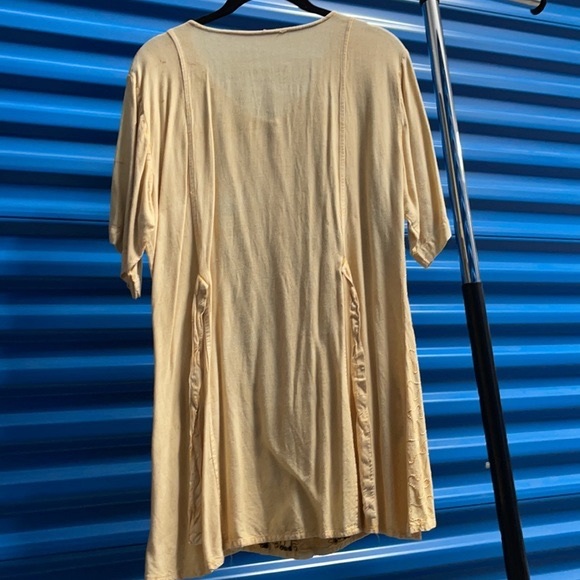 VINTAGE Inuit Patterns & Artwork, XLong, Adjustable Button up (cinch for dress) - Picture 8 of 9